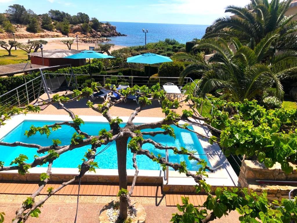 Villa Playa L'Ametlla de Mar Bagian luar foto